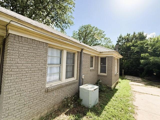 MONCRIEF - Residential
