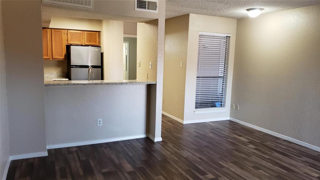 Richland Trace Condos - Residential