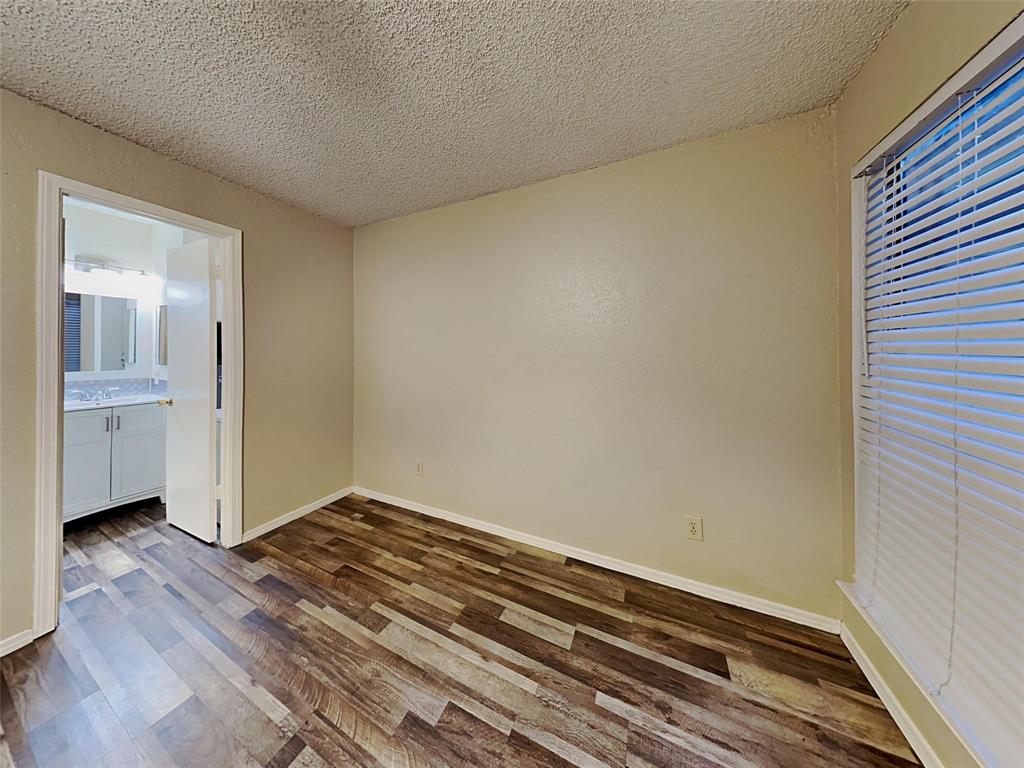 Richland Trace Condos - Residential