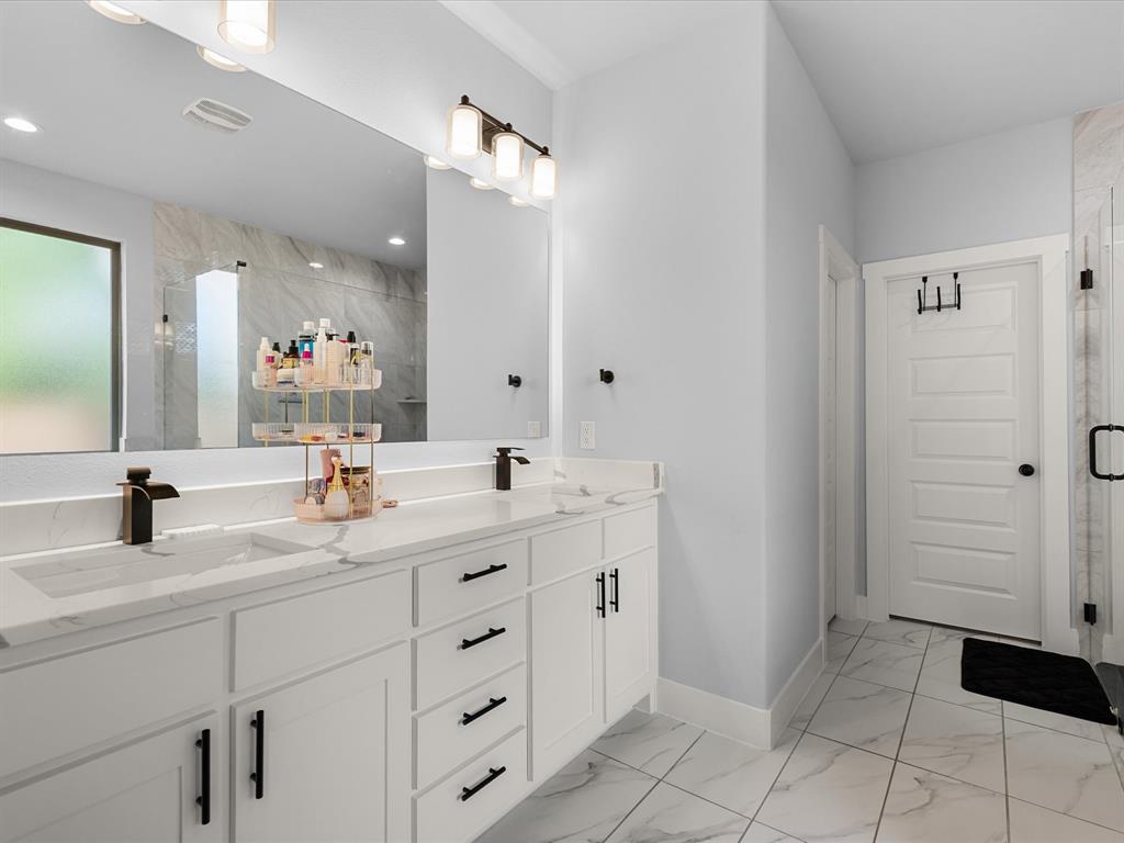 Howard W R Add - Residential