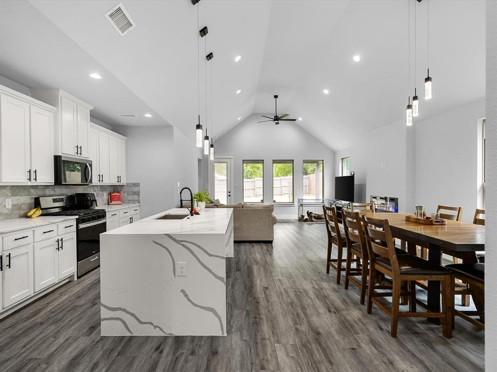 Howard W R Add - Residential