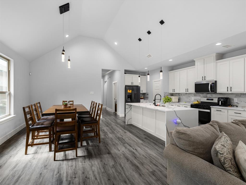Howard W R Add - Residential