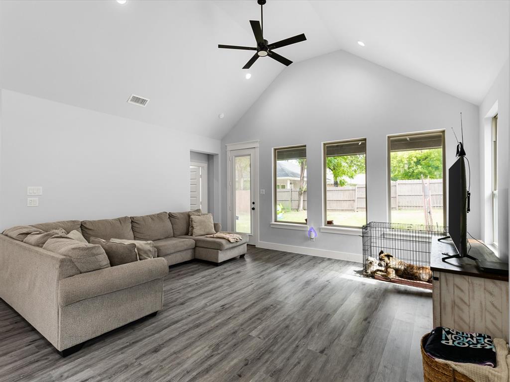 Howard W R Add - Residential