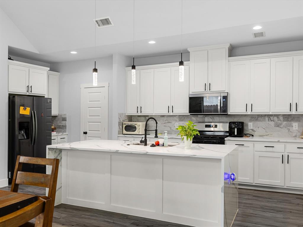 Howard W R Add - Residential