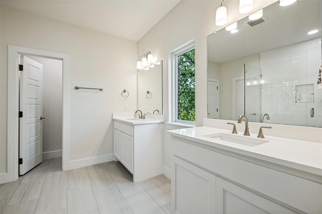 Kensington Gardens 2b - Residential