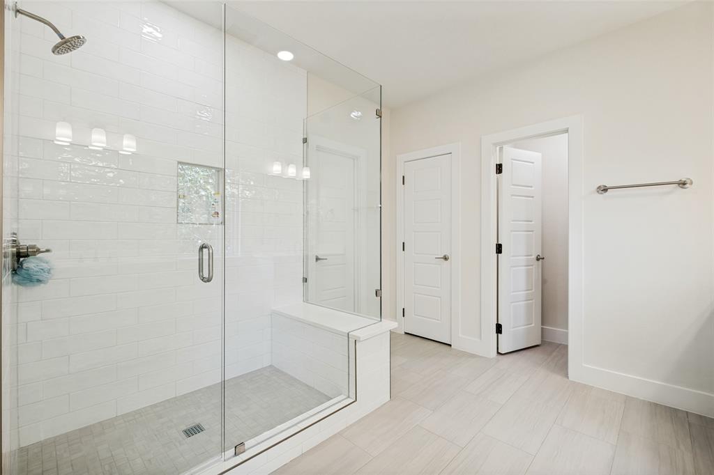Kensington Gardens 2b - Residential