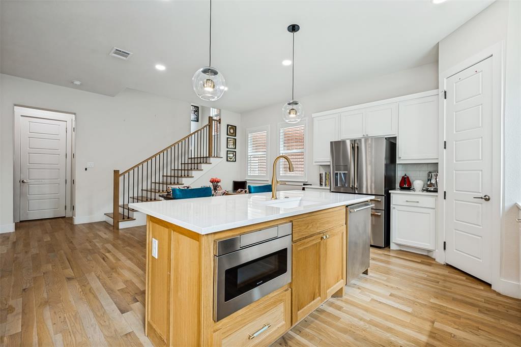 Kensington Gardens 2b - Residential
