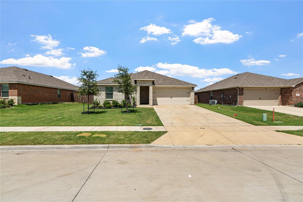 Welcome to this beautifully maintained 3-bedroom, 2-bath home offering an open floor plan, all appliances included, and a large backyard perfect for entertaining.