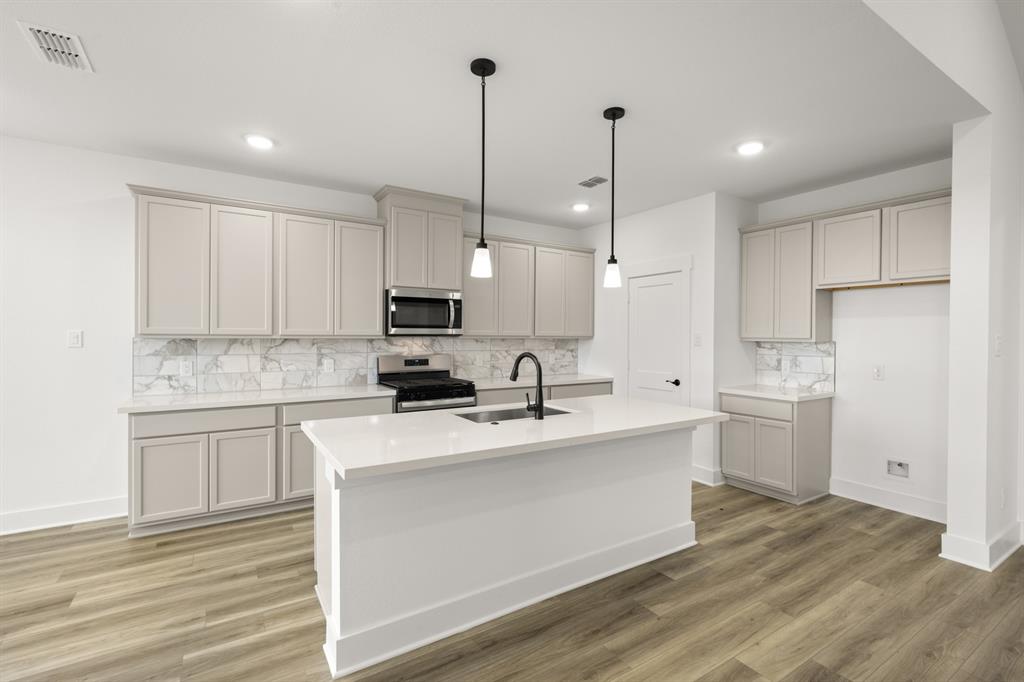 Rocky Creek Crossing 60S Sales Phase 1 - Residential