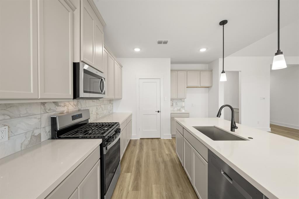 Rocky Creek Crossing 60S Sales Phase 1 - Residential