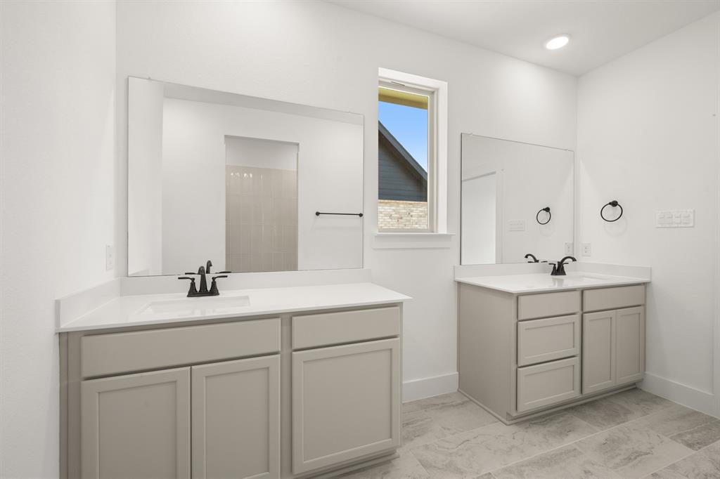 Rocky Creek Crossing 60S Sales Phase 1 - Residential