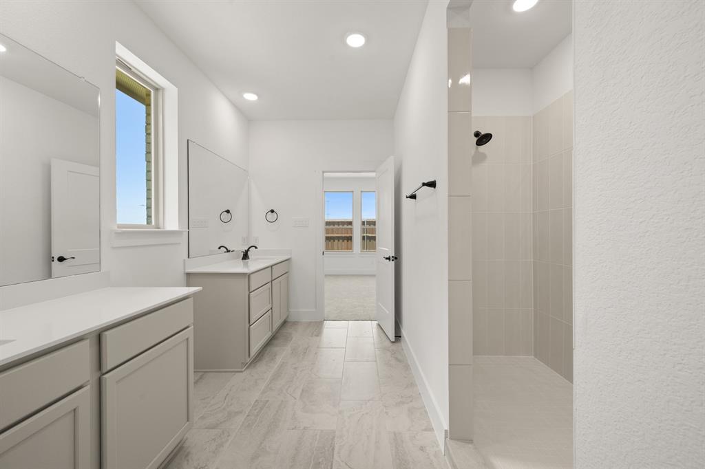 Rocky Creek Crossing 60S Sales Phase 1 - Residential