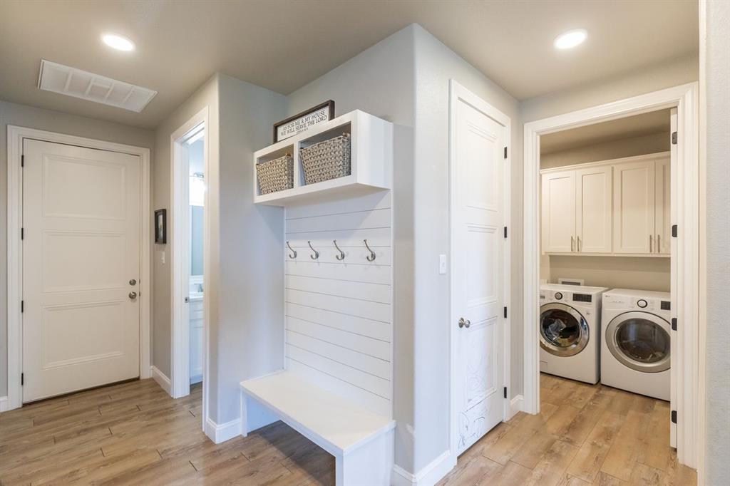 TributesDouble Eagle - Residential