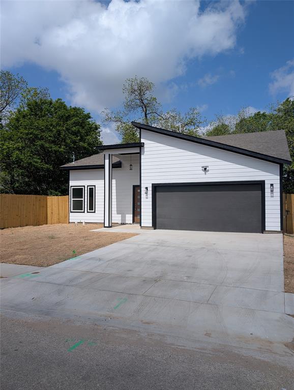 This is a beautifully built new home with a modern look and lots of upgrades including a massive covered back patio. The home features four bedrooms including the primary suite two finely designed full bathrooms with all the bells and whistles along with a two car accent garage as a beautifully added detail to the front elevation of the home. The offers the sought after open family friendly floor that is great for natural light flowing and plenty of space to entertain. It boast ceramic tile flooring in the common areas of the home with granite countertops throughout and comfortable carpeting in the bedrooms. The primary bedroom has an oversized walk in closet with an outstandingly designed bathroom suite with dual sinks LED lighting a phenomenal walk-in shower with a lovely stand alone tub. Don’t miss this one see it today!