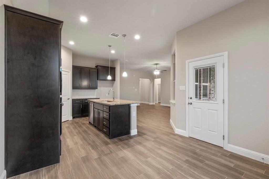 Dove Creek - Residential