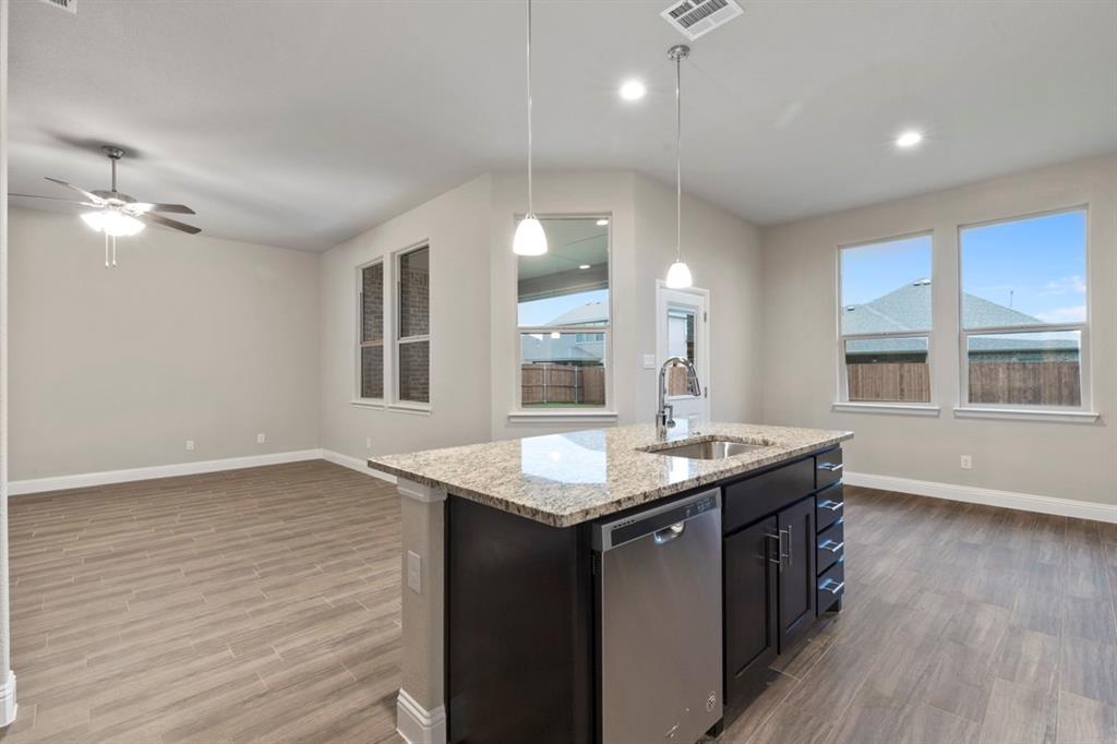 Dove Creek - Residential