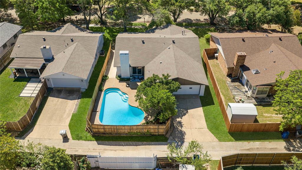 White Rock Village 01 - Residential