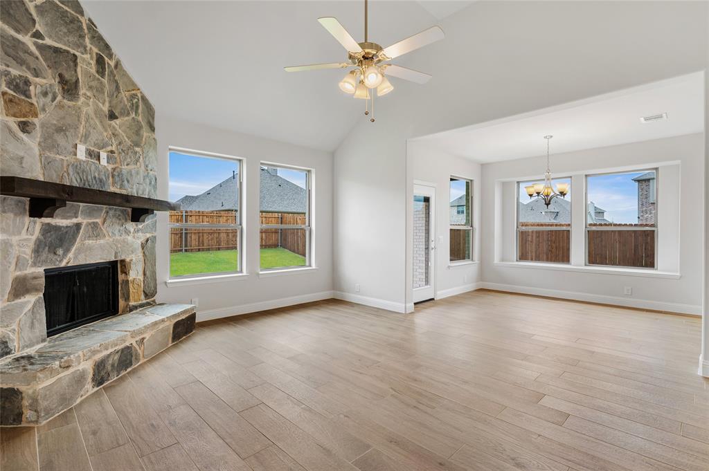 Stone River Glen - Residential