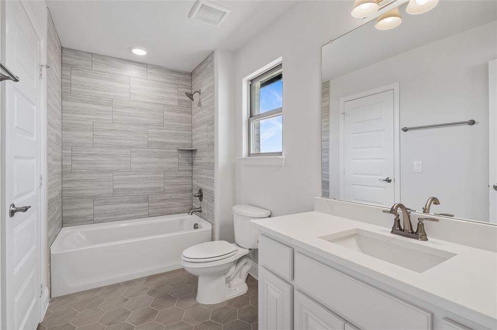 Stone River Glen - Residential