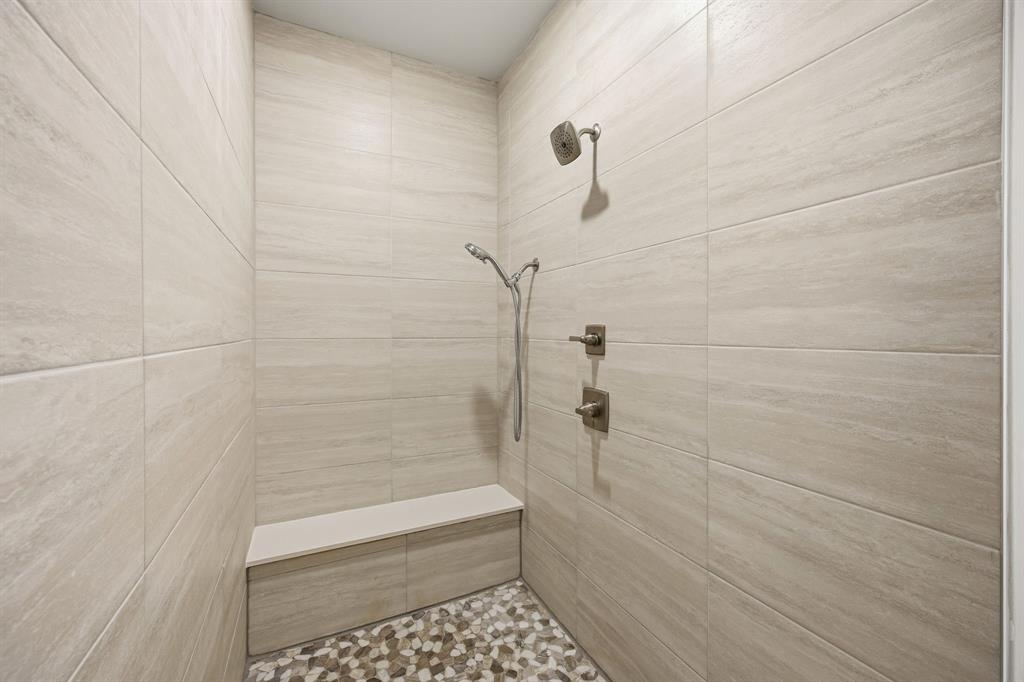 Centre Living at Kings Hwy Condos - Residential