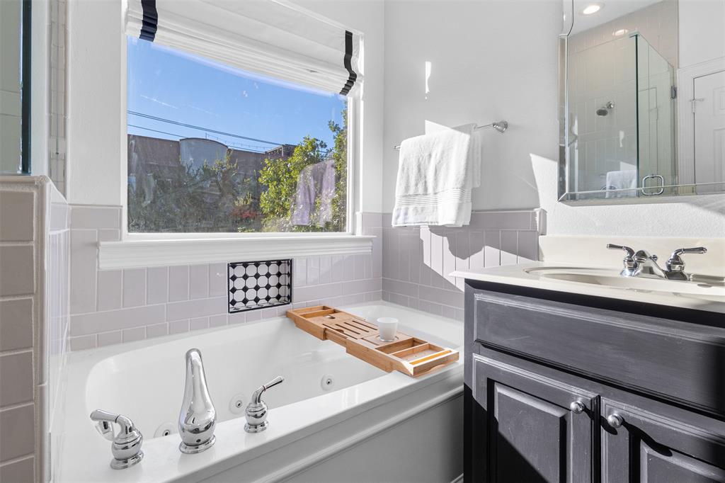 Versaille Condo - Residential Income