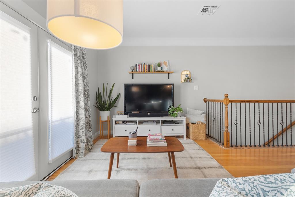 Versaille Condo - Residential Income