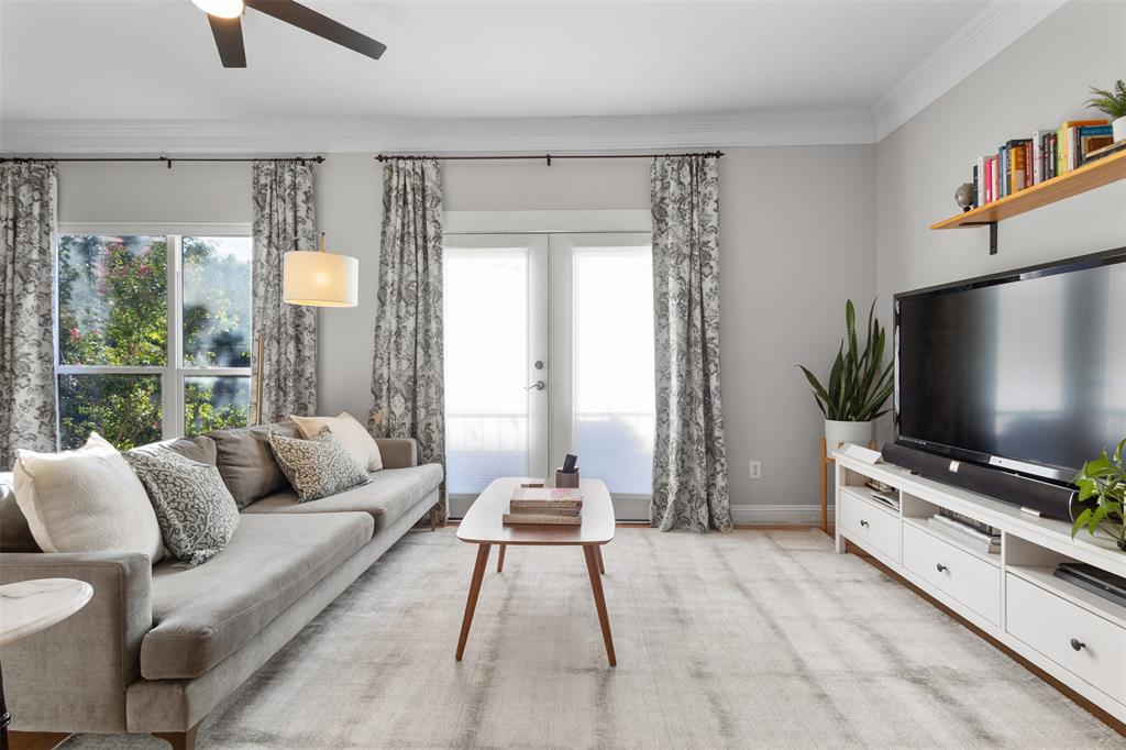 Versaille Condo - Residential Income