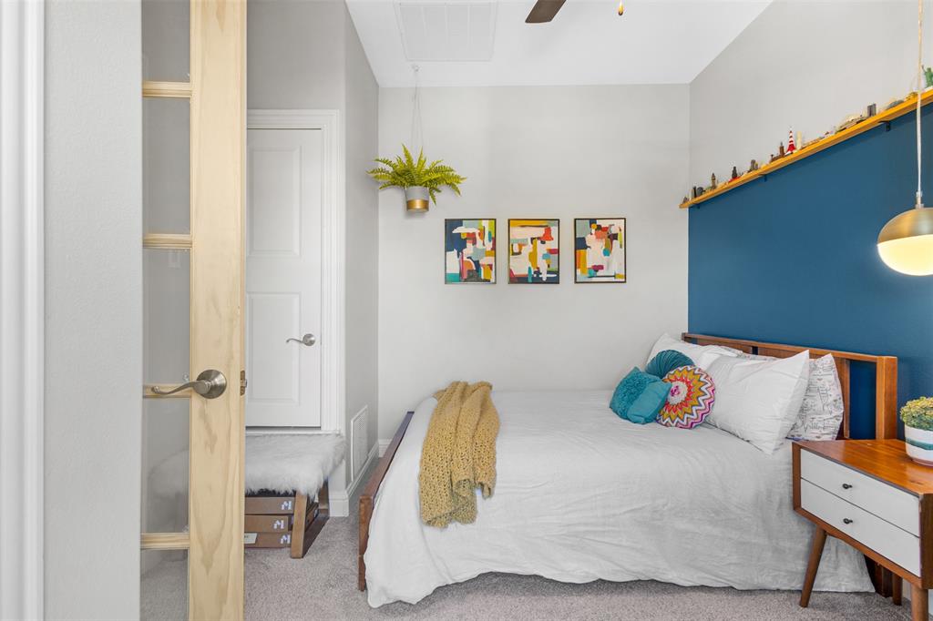 Versaille Condo - Residential Income
