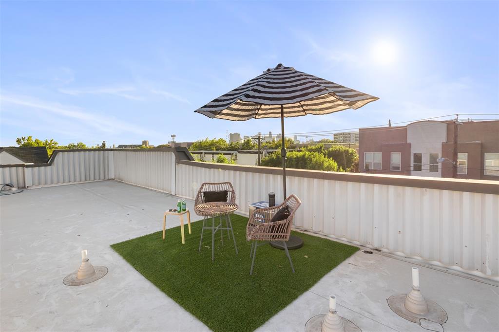 Versaille Condo - Residential Income