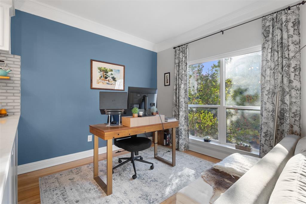 Versaille Condo - Residential Income
