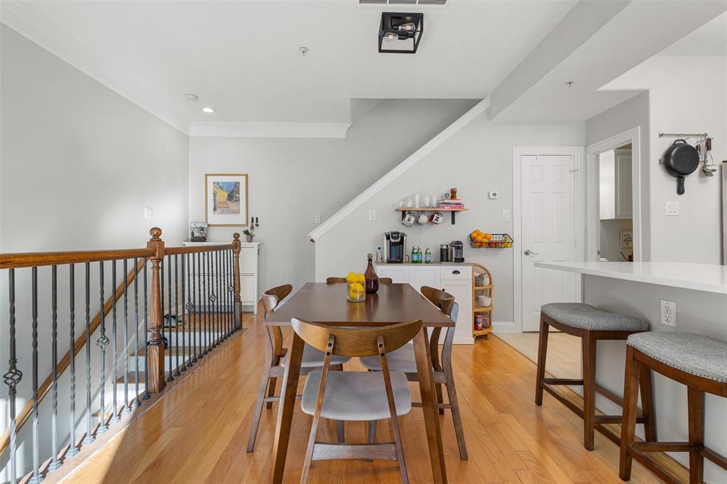 Versaille Condo - Residential Income