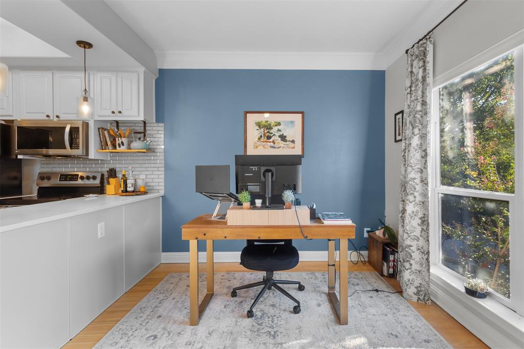 Versaille Condo - Residential Income