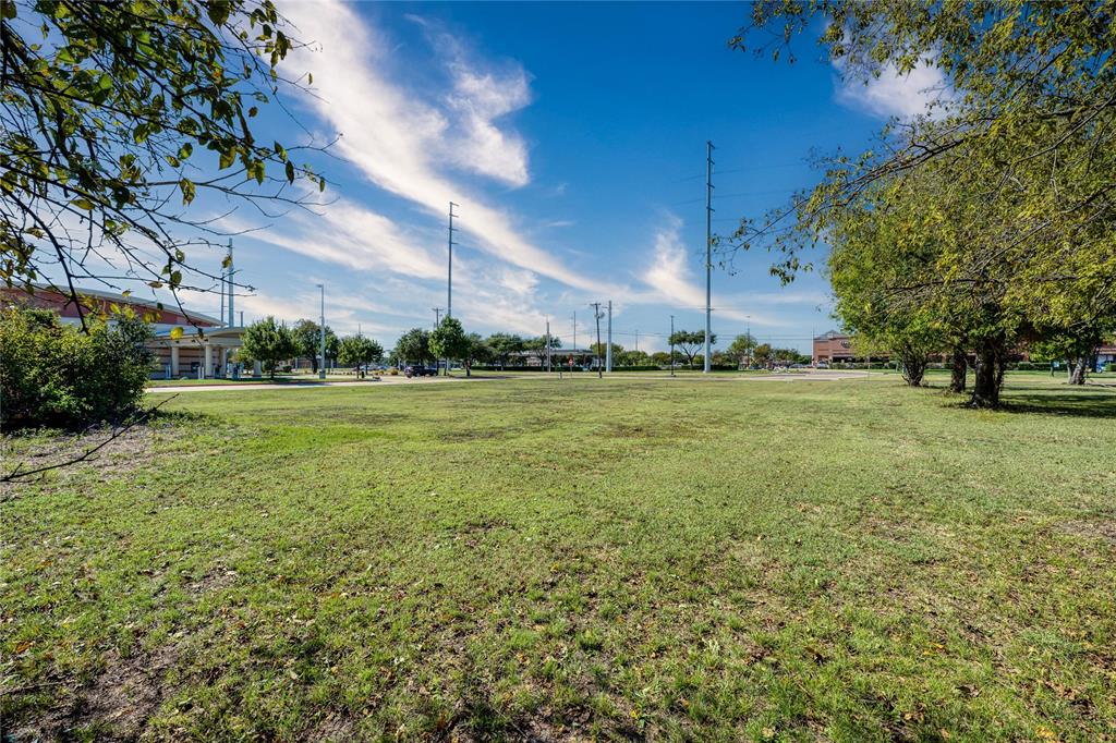GRAUE REPLAT - Commercial Sale