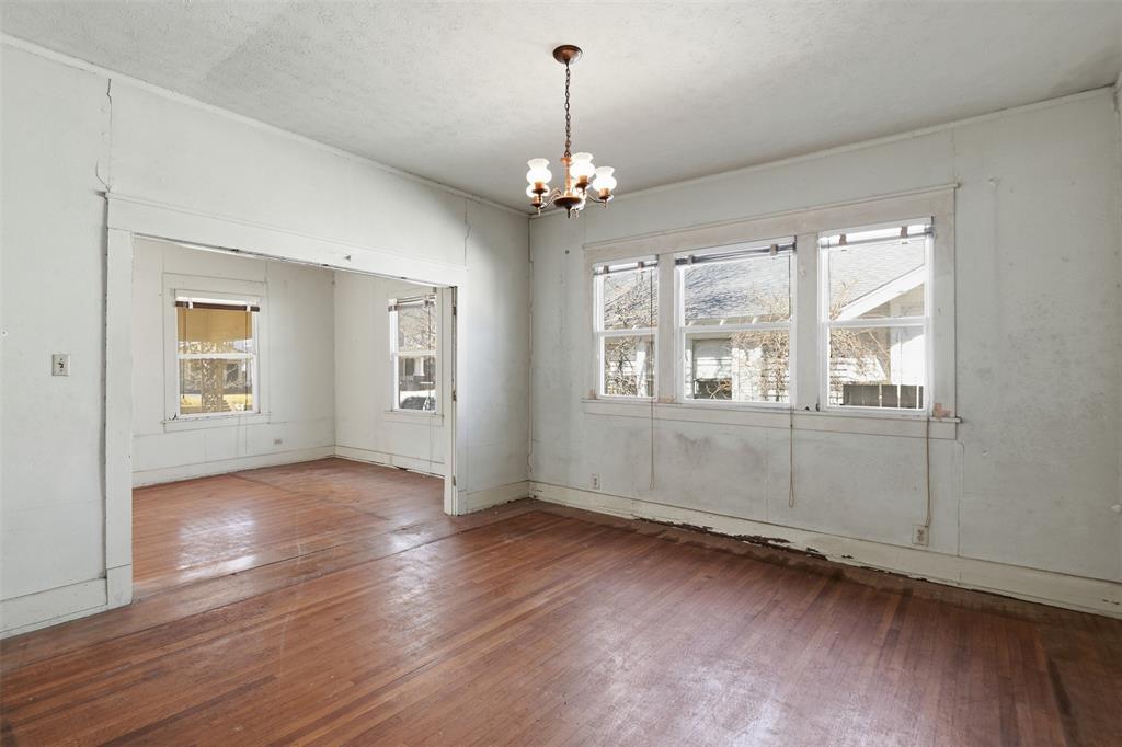 Winnetka Heights - Residential