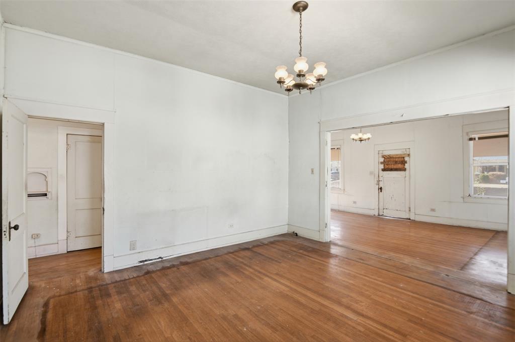 Winnetka Heights - Residential