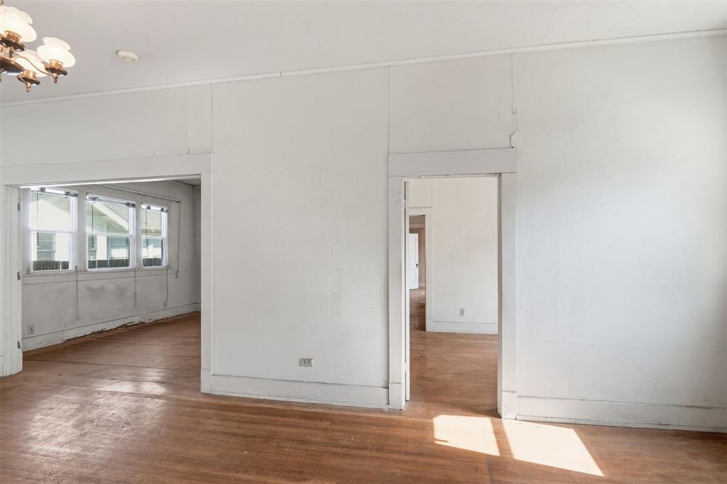 Winnetka Heights - Residential