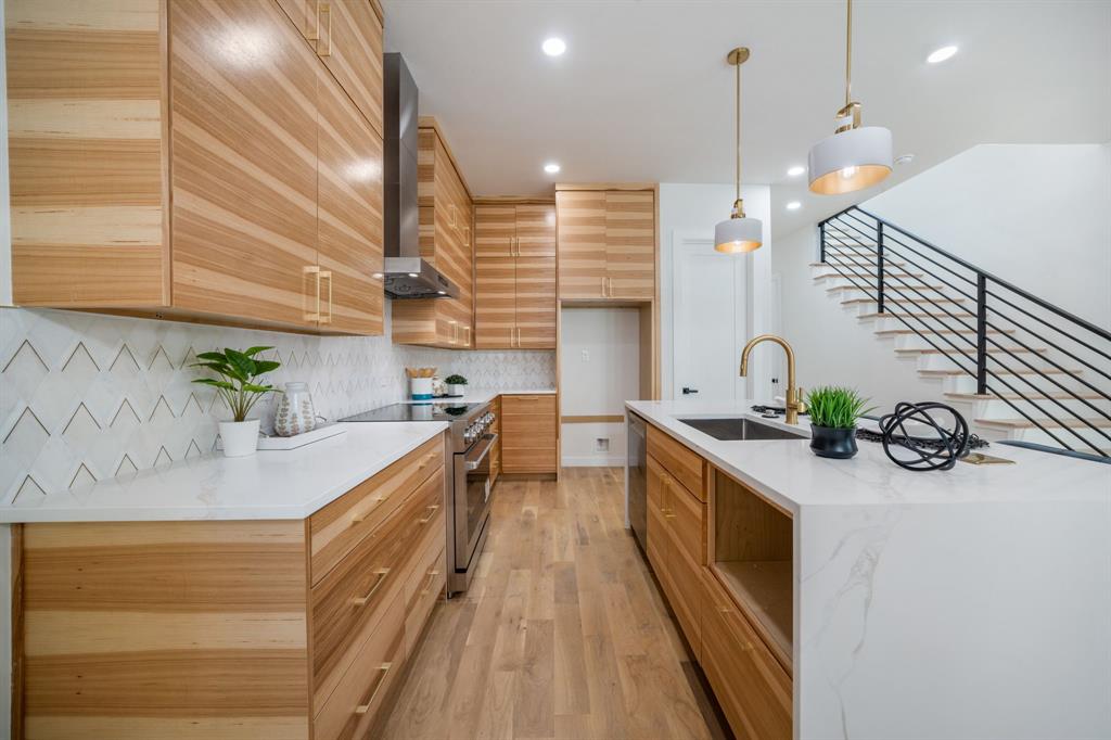 Brown L G Add - Residential