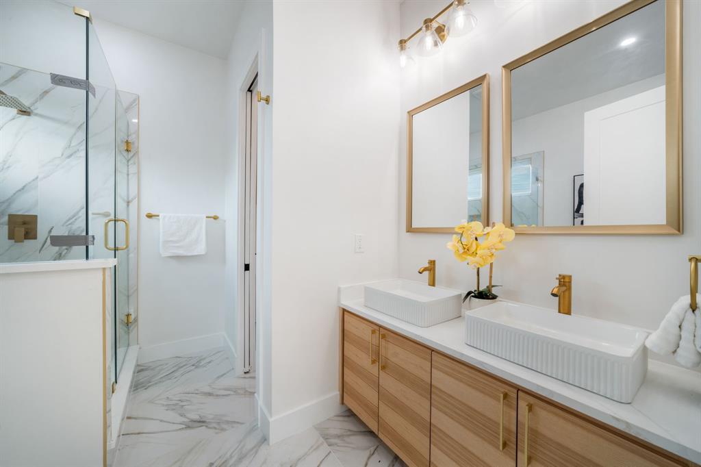 Brown L G Add - Residential