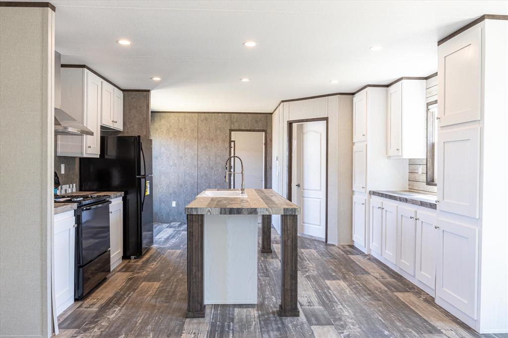 Blue Water Shores - Residential