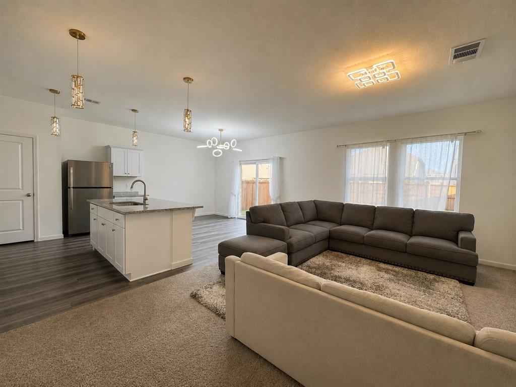 Creekview Mdws West Ph 1 - Residential