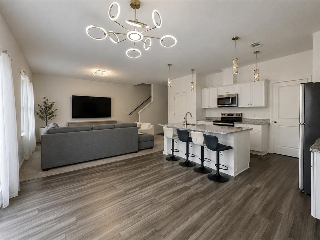 Creekview Mdws West Ph 1 - Residential