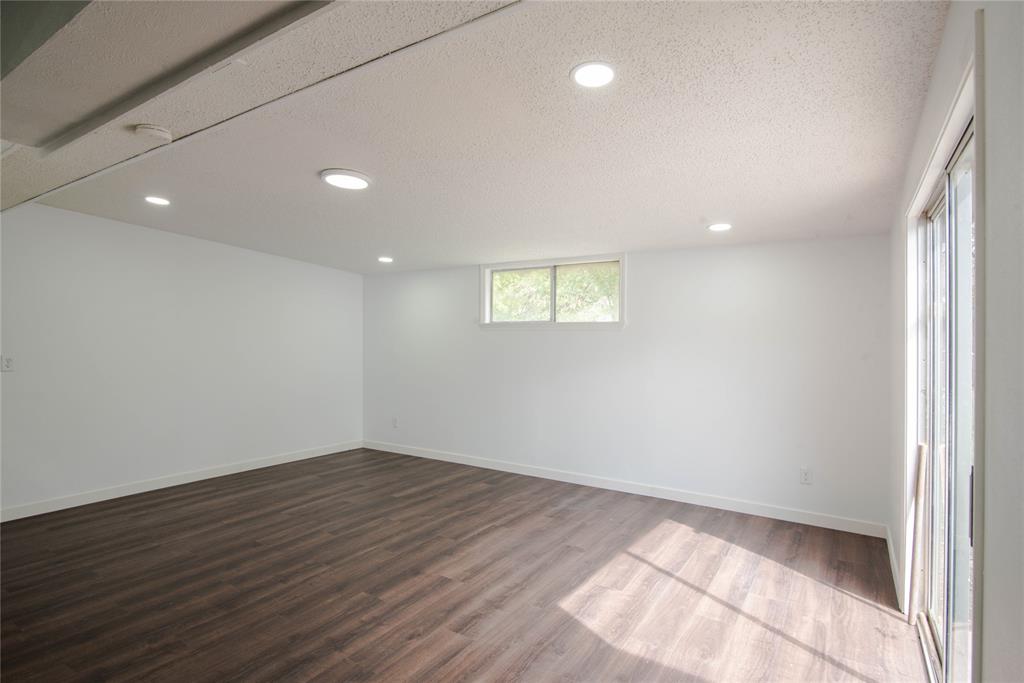 South Hills Park 01 - Residential Lease