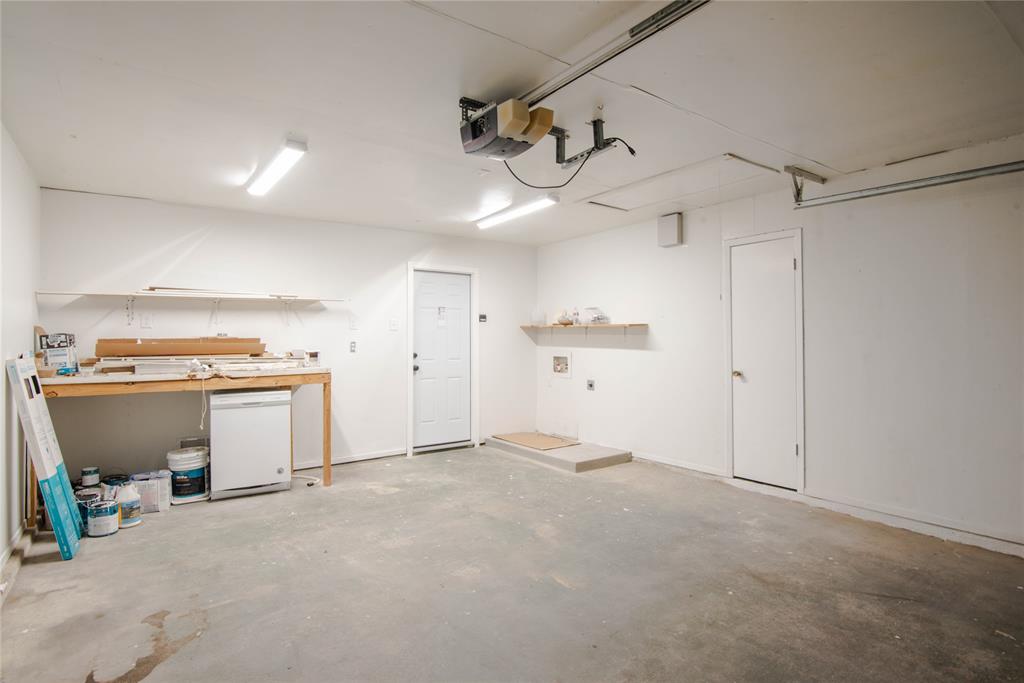 South Hills Park 01 - Residential Lease