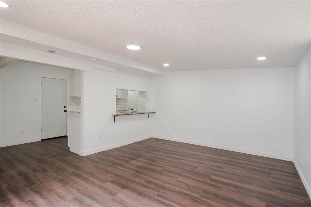 South Hills Park 01 - Residential Lease