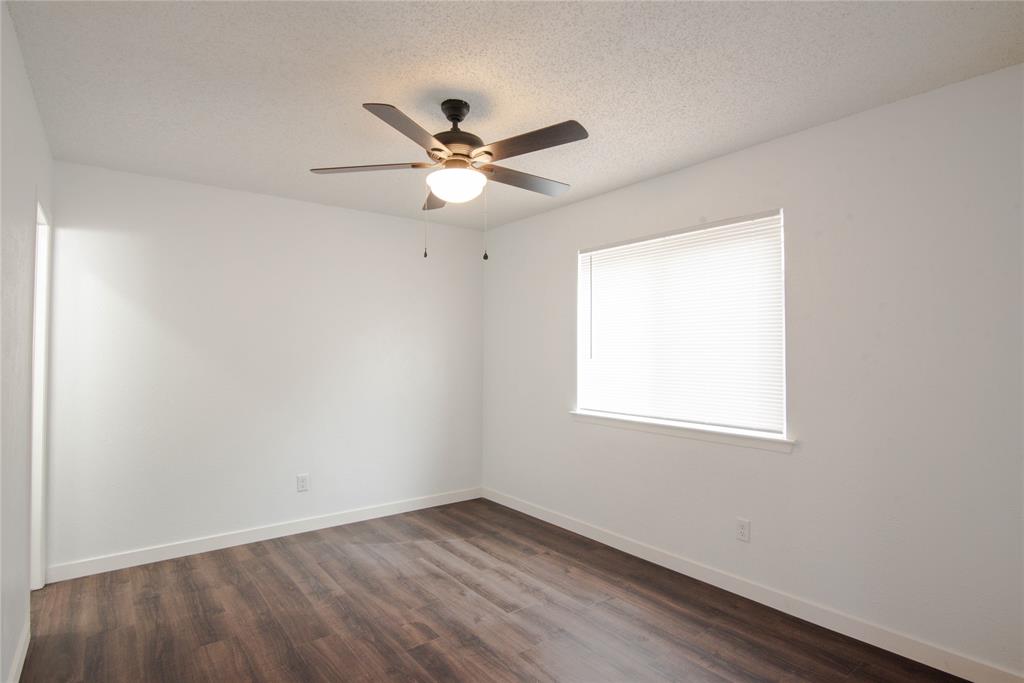 South Hills Park 01 - Residential Lease