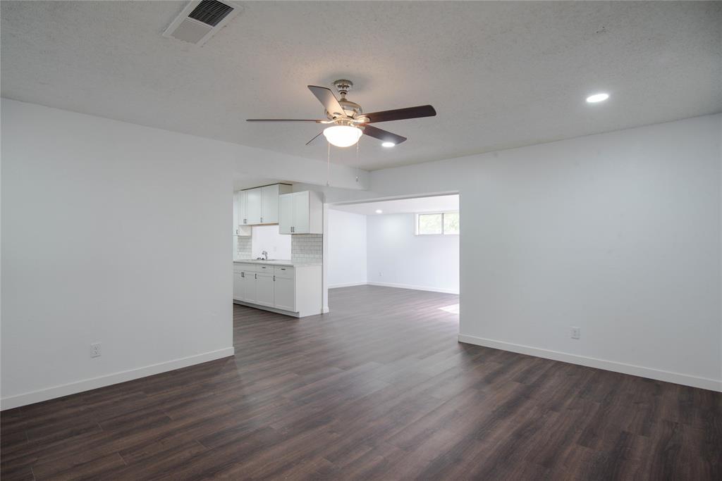 South Hills Park 01 - Residential Lease
