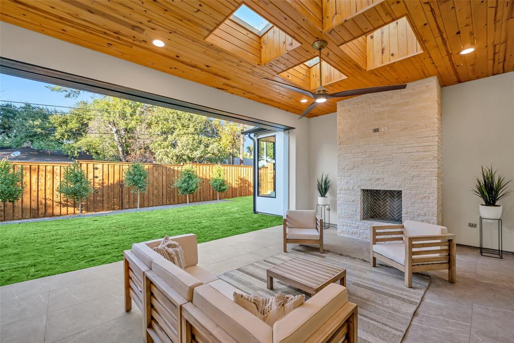 Walnut Crest - Residential