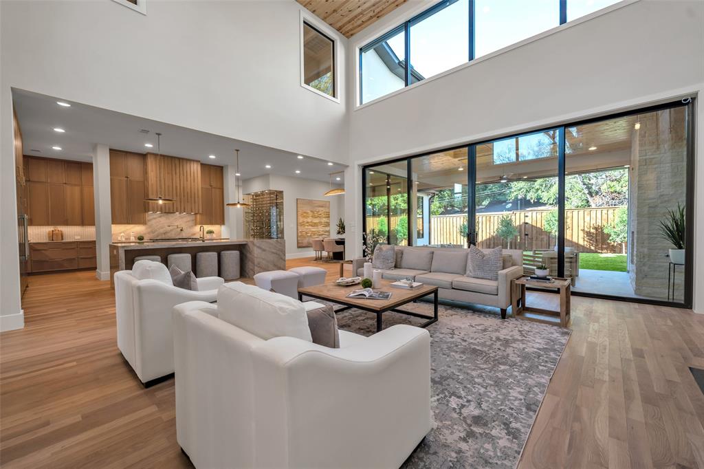 Walnut Crest - Residential