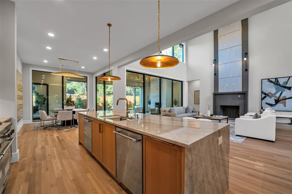 Walnut Crest - Residential