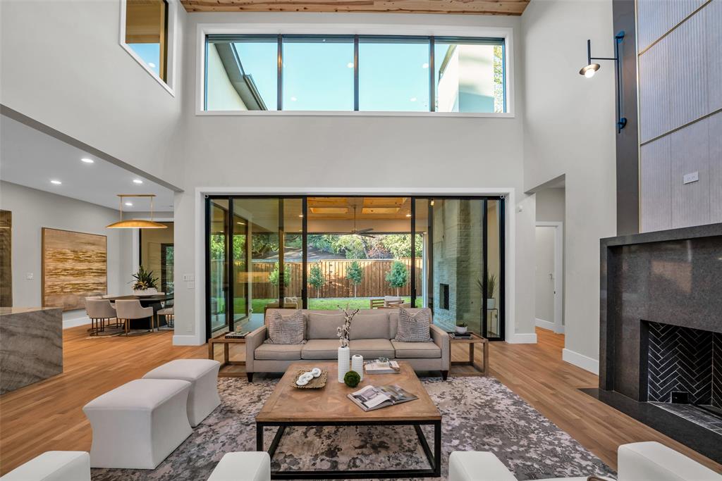Walnut Crest - Residential